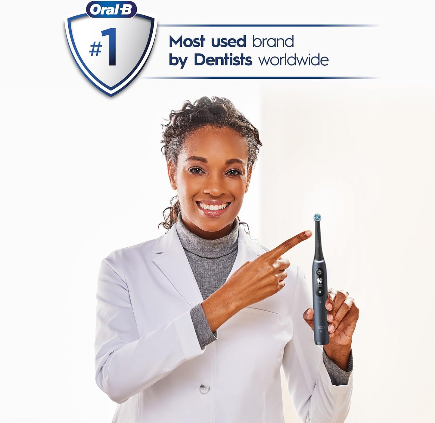 Oral-B iO Series 7 Electric Toothbrush with 2 Replacement Brush Heads, Black Onyx